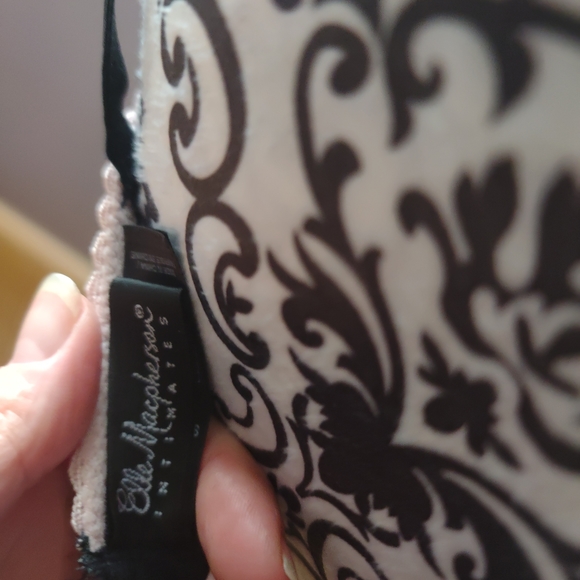 Elle MacPherson Intimates Bra - Picture 4 of 7